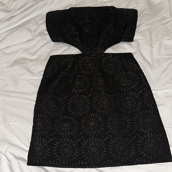 Princess Polly Naomi cut out mini dress size 6 - Picture 3 of 9